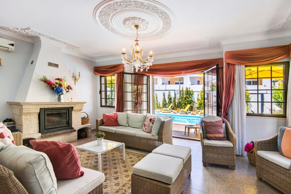 Property building, Living room