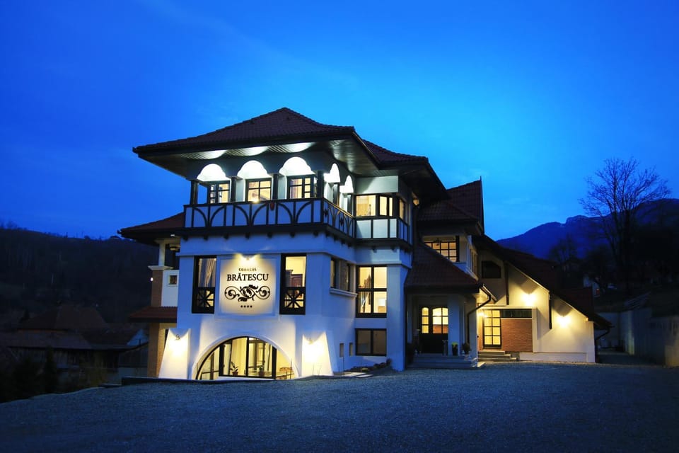 Property building, Night