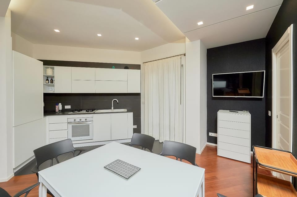 TV and multimedia, Kitchen or kitchenette, Living room, Dining area, pet friendly, stove