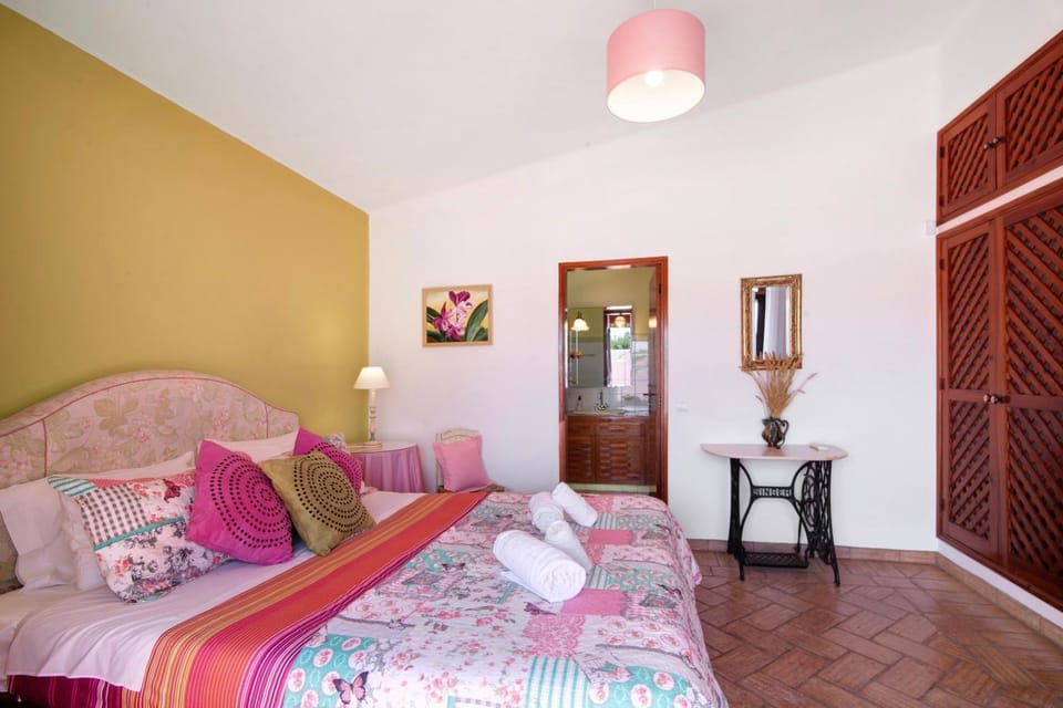Property building, Living room, Bedroom