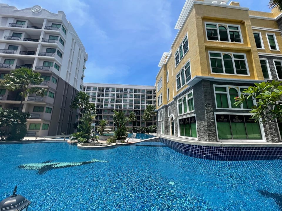 Condo Arcadia Beach jomtien pattaya Apartment hotel in Pattaya City