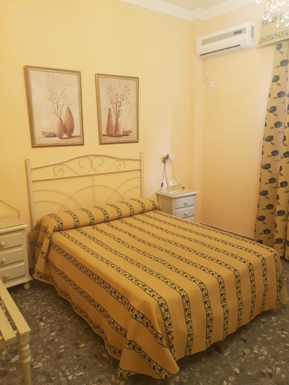Hostal Hispalis Bed and Breakfast in Costa de la Luz