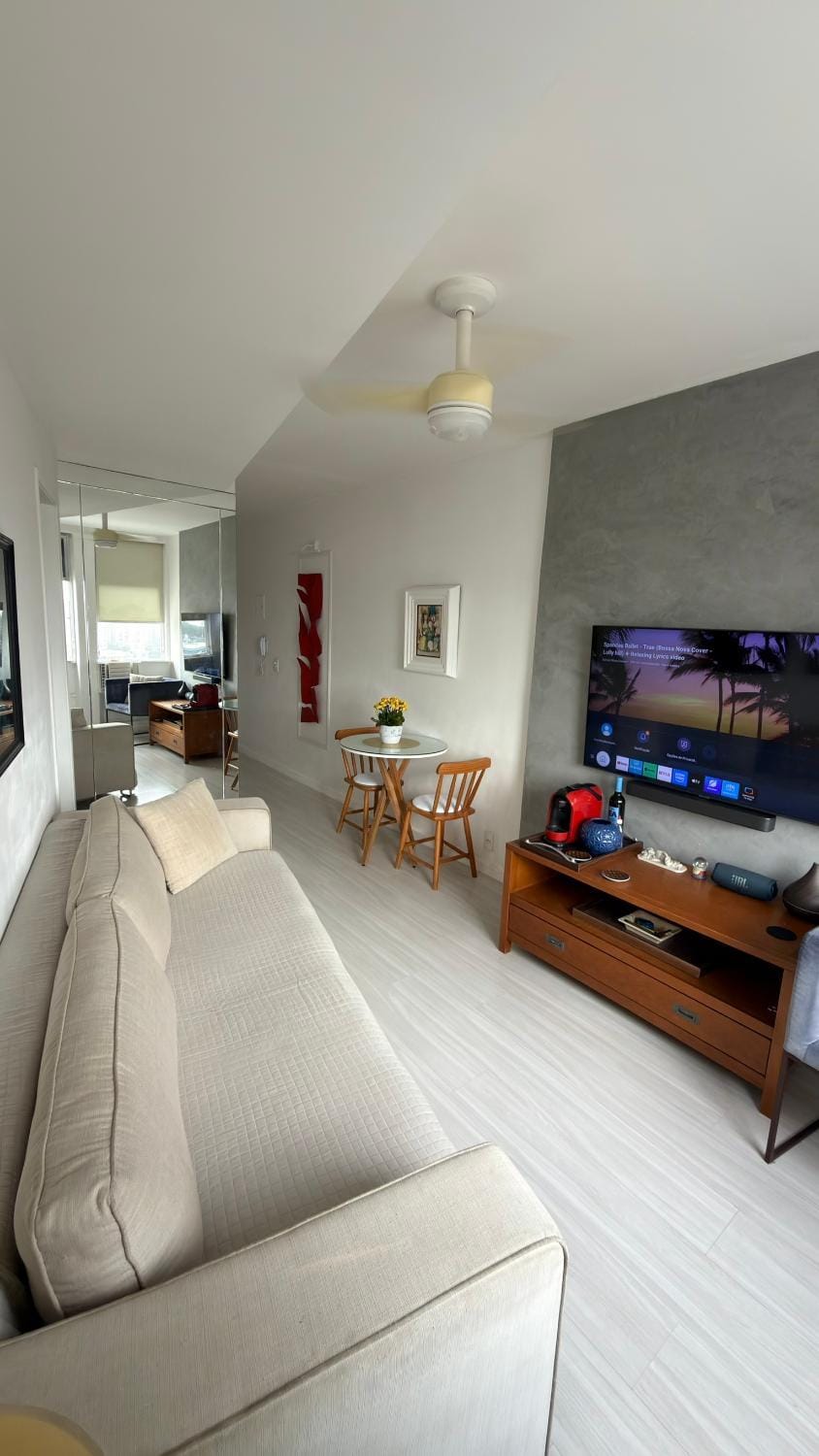 Super Studio com excelente localização, próximo à praia Apartment in Rio de Janeiro