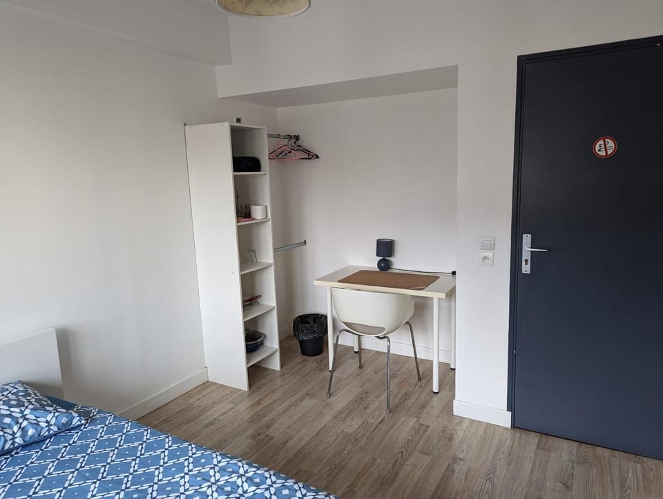 Belle chambre exposée Sud Bed and Breakfast in Le Havre