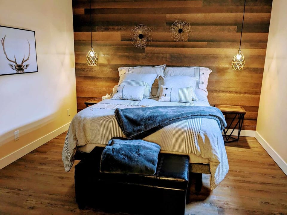 Bed, Photo of the whole room