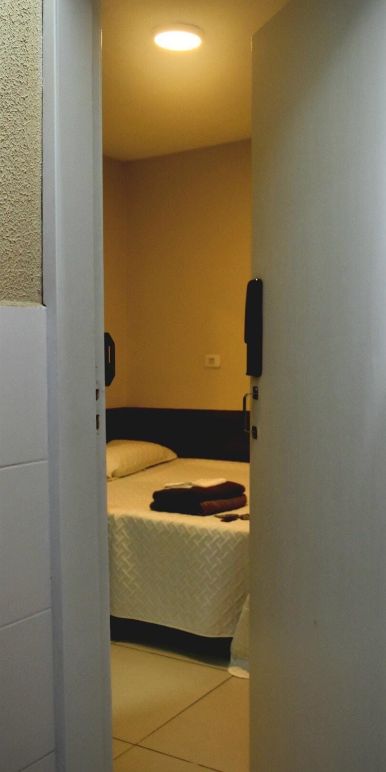Bed, Bathroom, Photo of the whole room, Bedroom