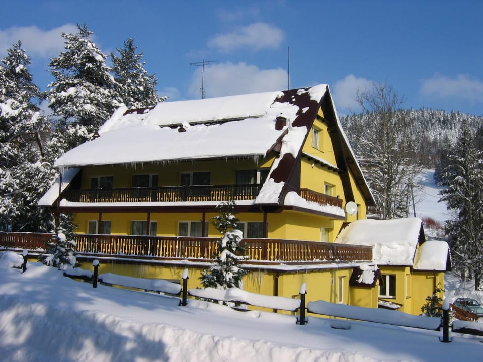 Property building, Natural landscape, Winter