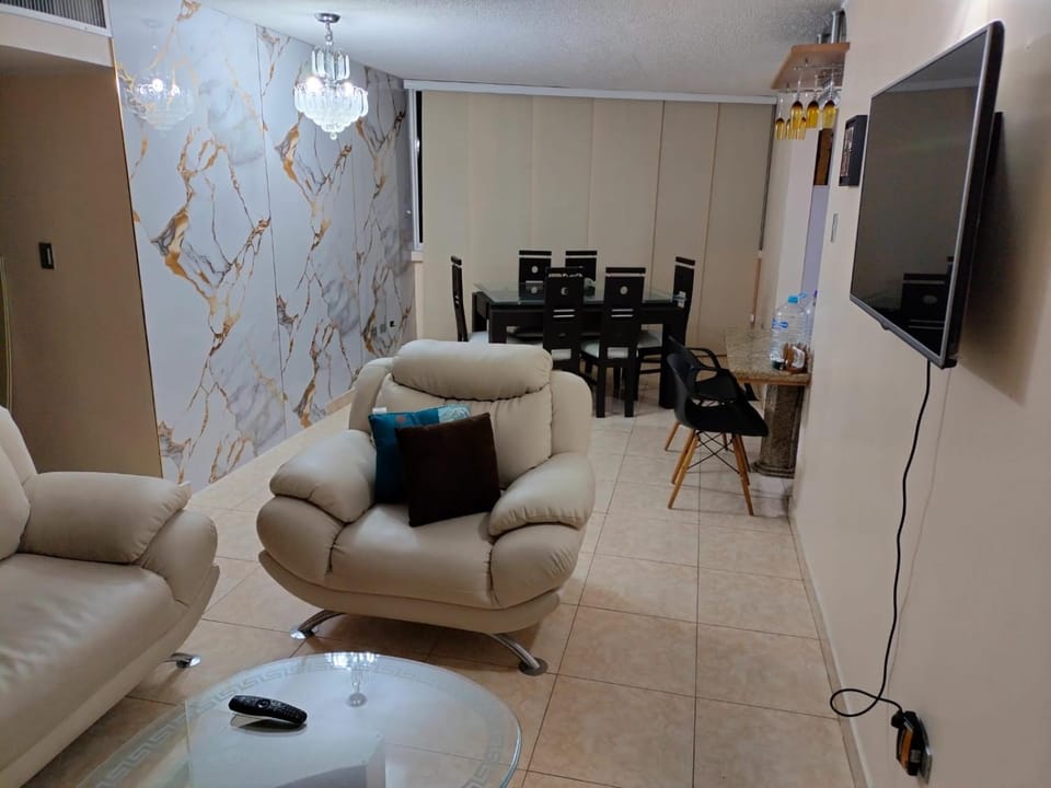 Communal lounge/ TV room, TV and multimedia