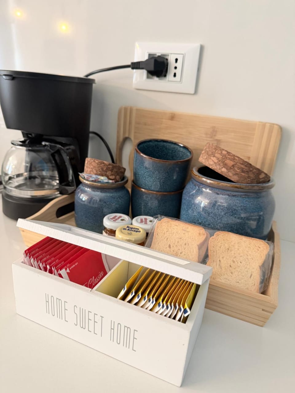 Coffee/tea facilities