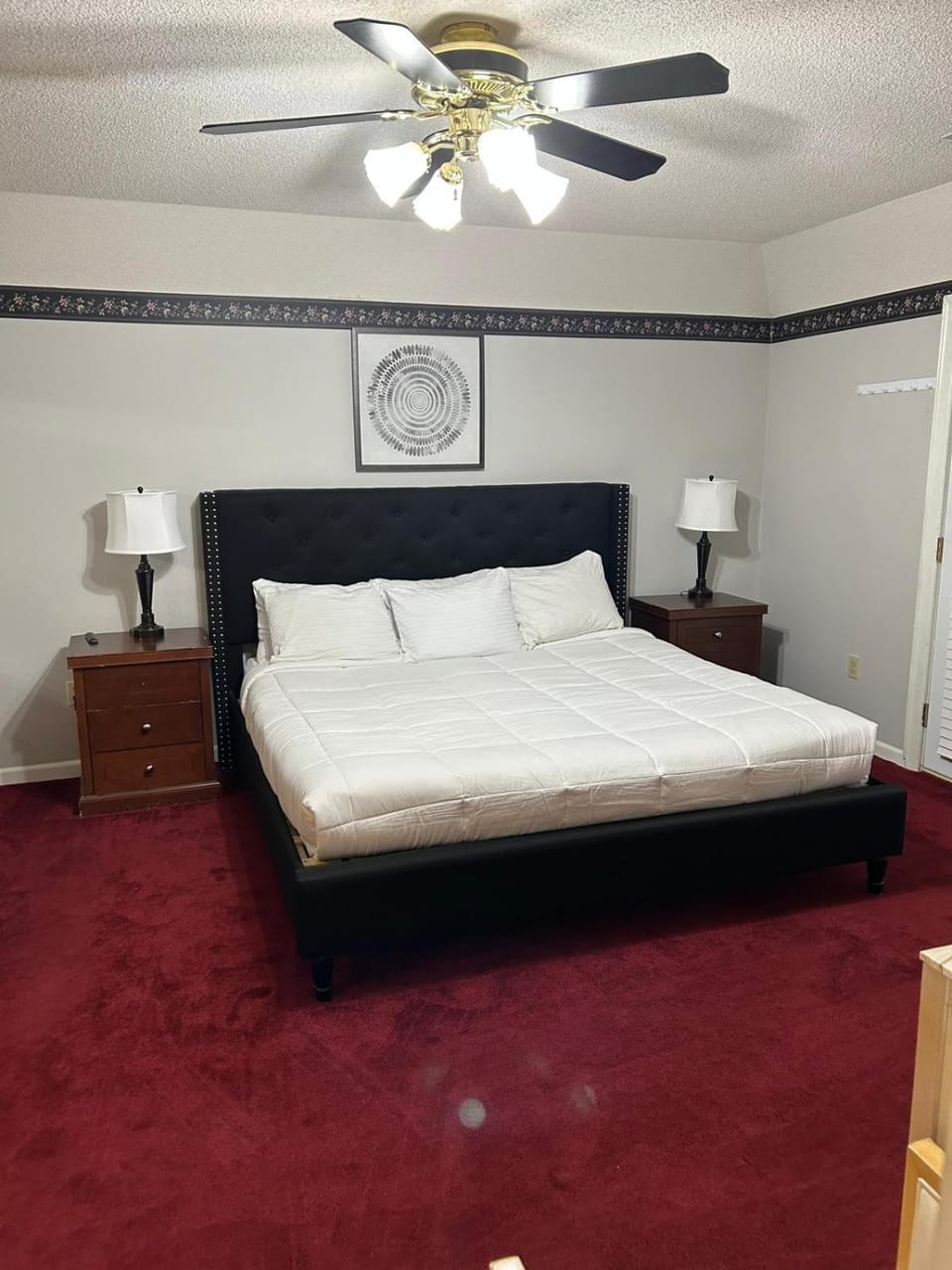 Southern Large Lake Front Custom Estate, Sleeps 16 House in Olive Branch