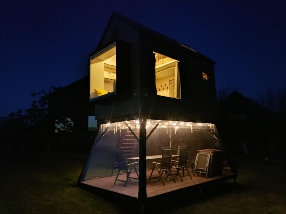 Posed Kubík Luxury tent in Czechia