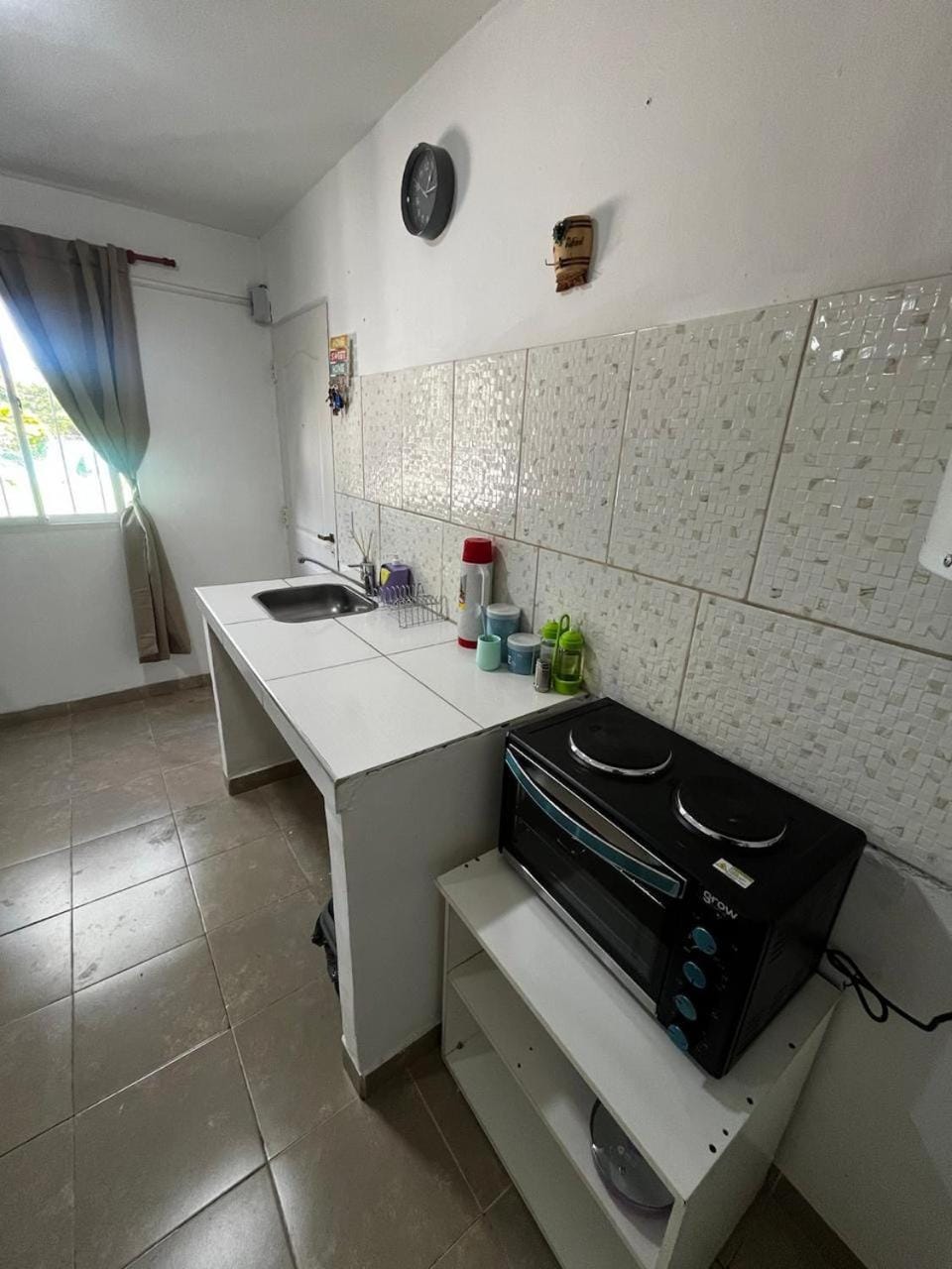 Hospedaje LH planta baja C en ezeiza a 15 minutos del aeropuerto Apartment in Buenos Aires Province