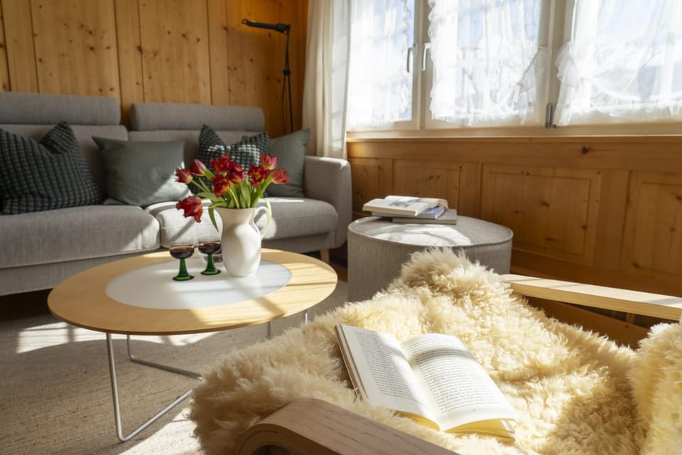 Communal lounge/ TV room, Living room