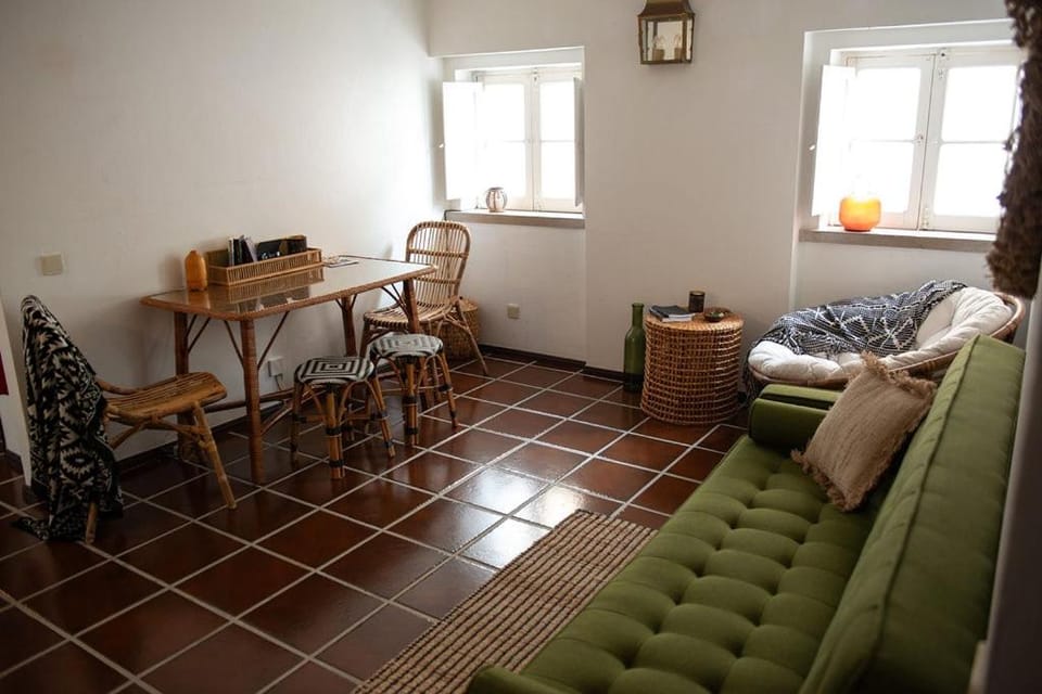 Private Terrace Refúgio Apartment in Sesimbra