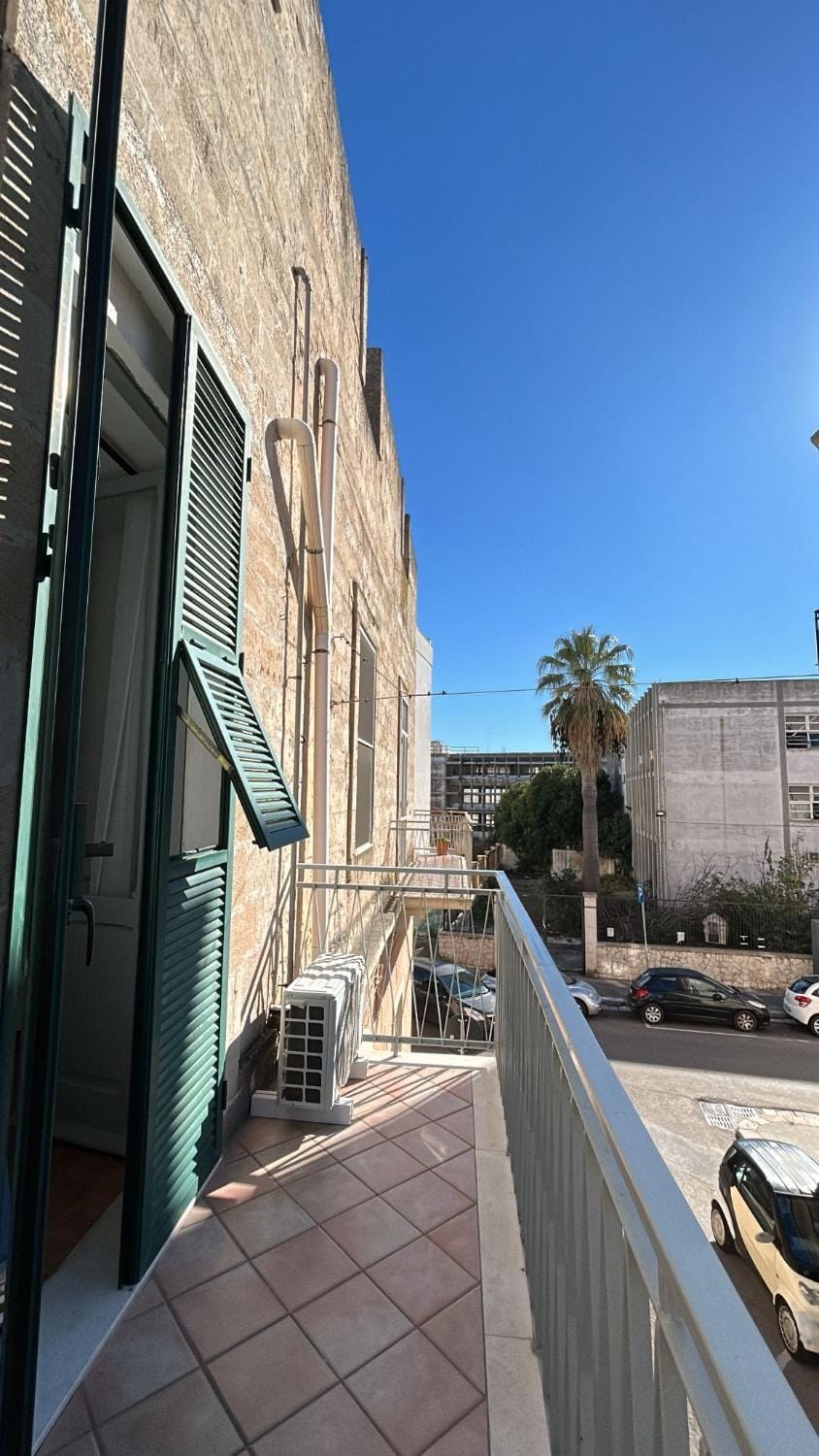 Property building, Balcony/Terrace