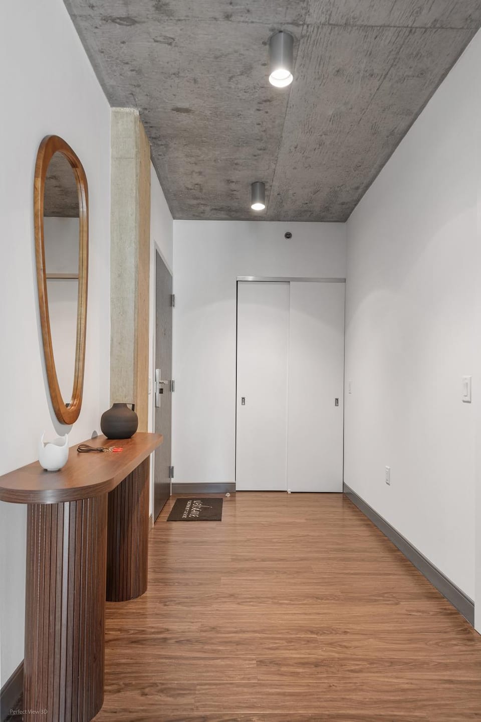 Linea Luxury Living with Indoor Pool and Rooftop Views in The Loop Apartment in Chicago