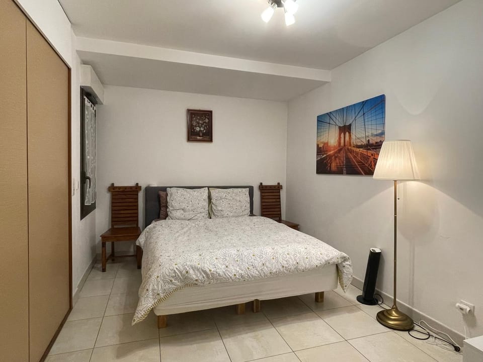 ITER House 이터 하우스 Apartment in Aix-en-Provence