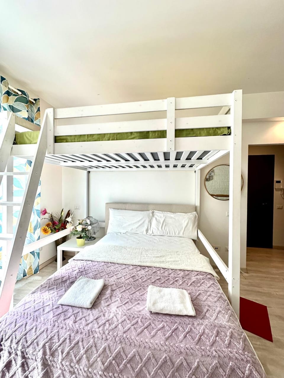 Bed, Decorative detail, Bedroom