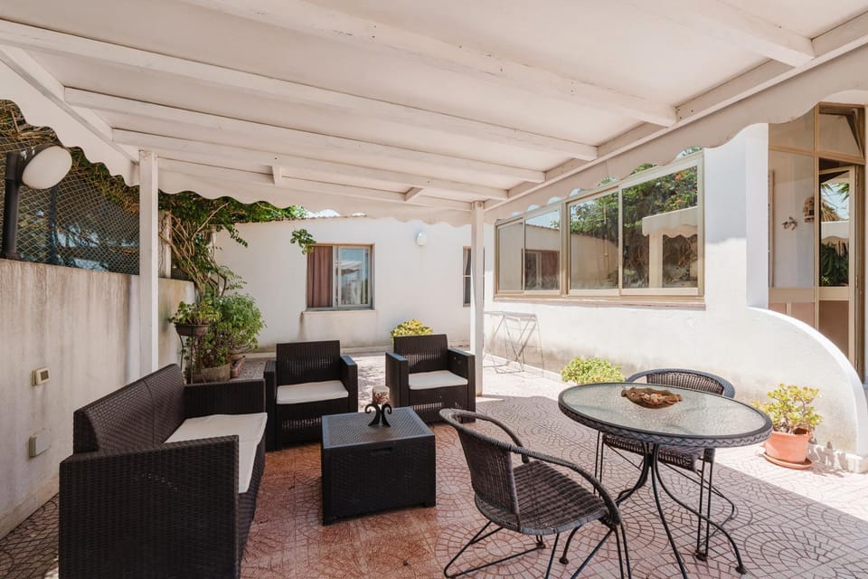 Villa Giacrì House in Sicily