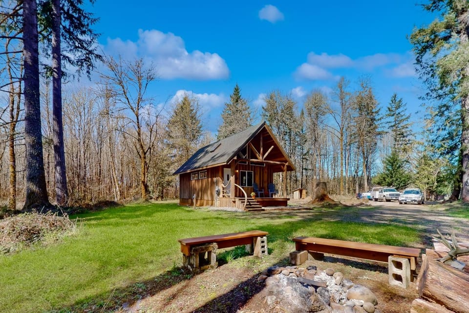 Romantic 15-Acre Hideout Near Foster Creek! House in Washington