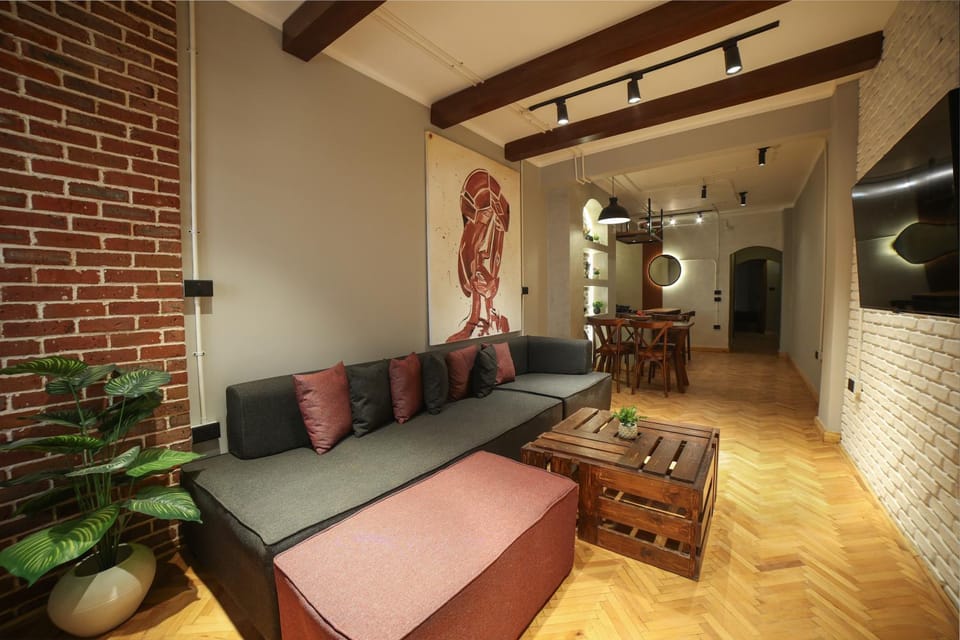 TV and multimedia, Living room, Seating area