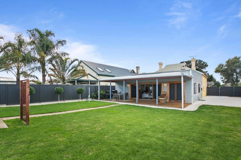 Stanley Stay - Sauna, Play set, WiFi, Central Location House in Adelaide