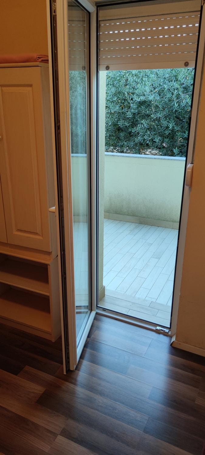 Cinema House Single & Double Rooms & Studio Apartments Bed and Breakfast in Pula