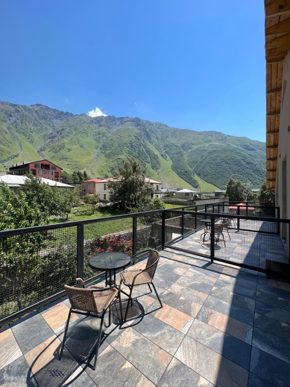 View (from property/room), Balcony/Terrace, Balcony/Terrace, Landmark view, Mountain view