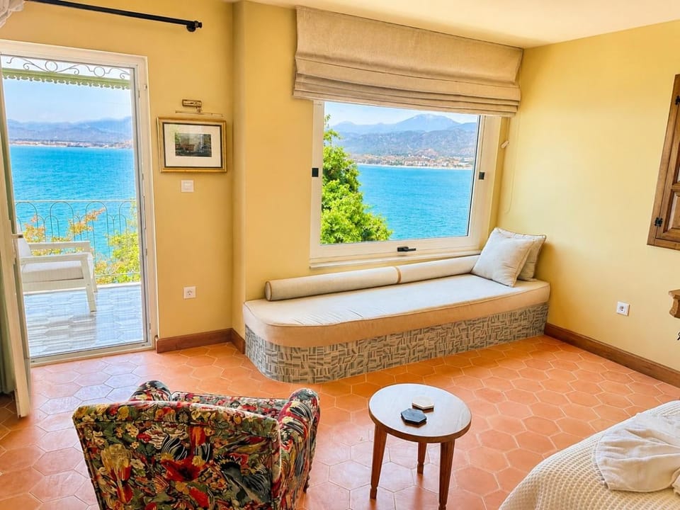 Seating area, Sea view