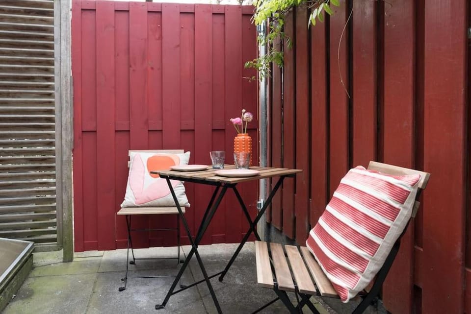 Garden, Garden
