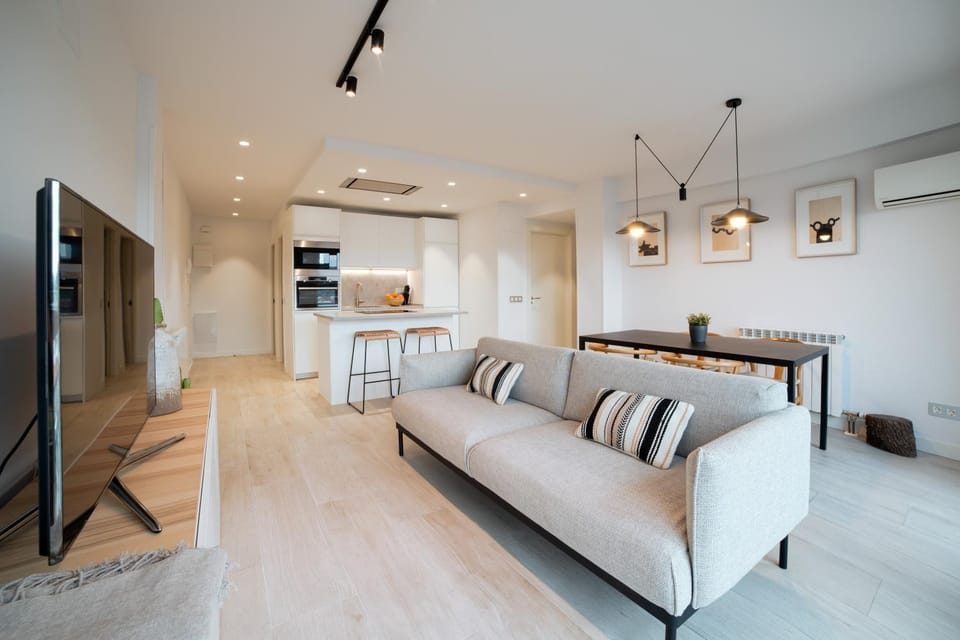 Kitchen or kitchenette, Living room