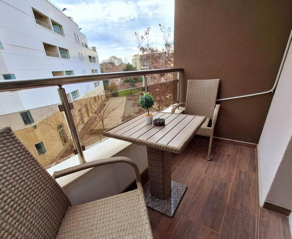 Апартамент БОХО Приморско Apartment in Burgas Province