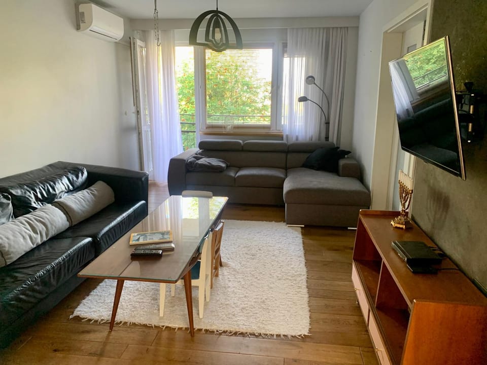 Paryska - Poczuj się jak w domu Apartment in Masovian Voivodeship