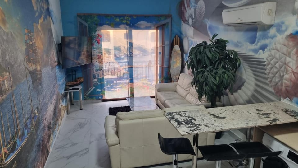 Living room, Seating area, Dining area, air conditioner