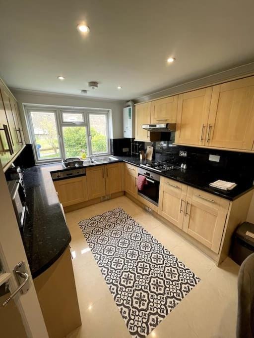 Kitchen or kitchenette, minibar, pet friendly, stove, toaster