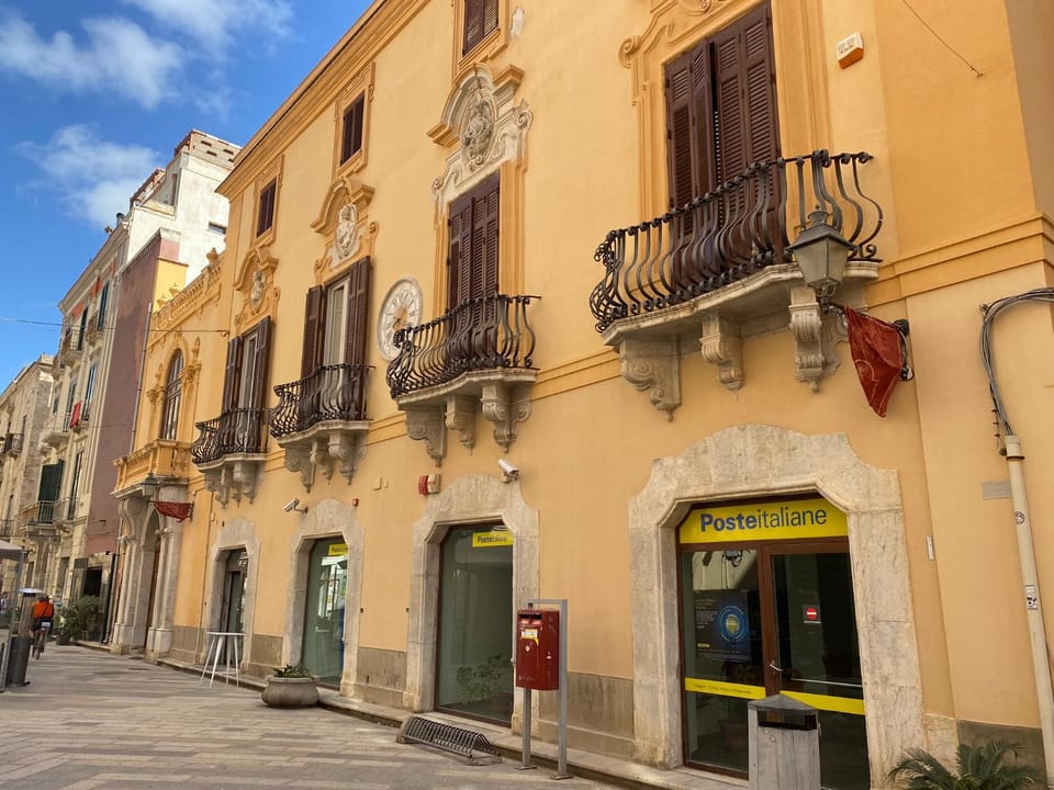 Property building, Street view