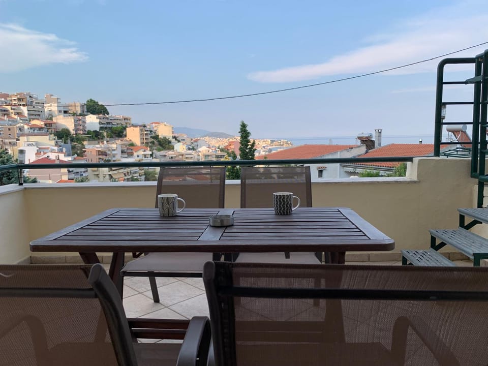 Day, Natural landscape, View (from property/room), Balcony/Terrace, City view