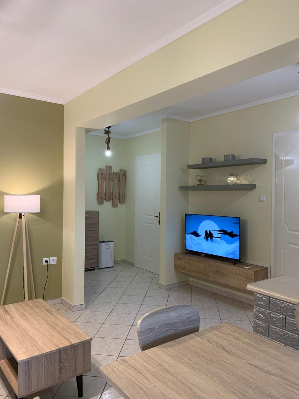 TV and multimedia, Living room, Seating area