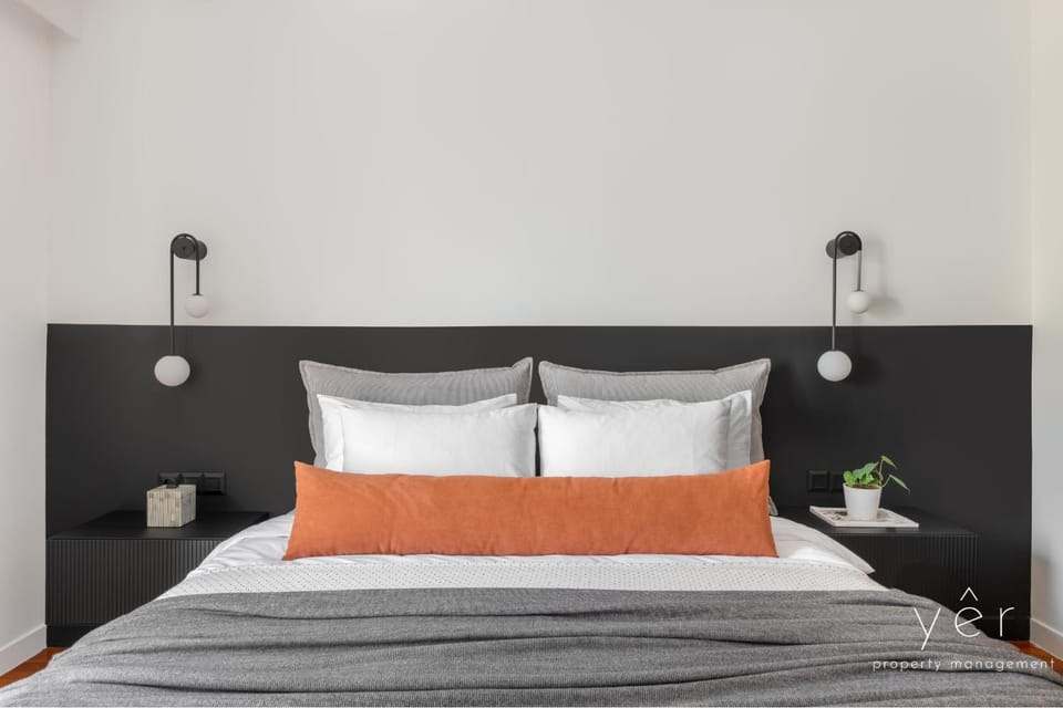 Bed, Photo of the whole room, Bedroom