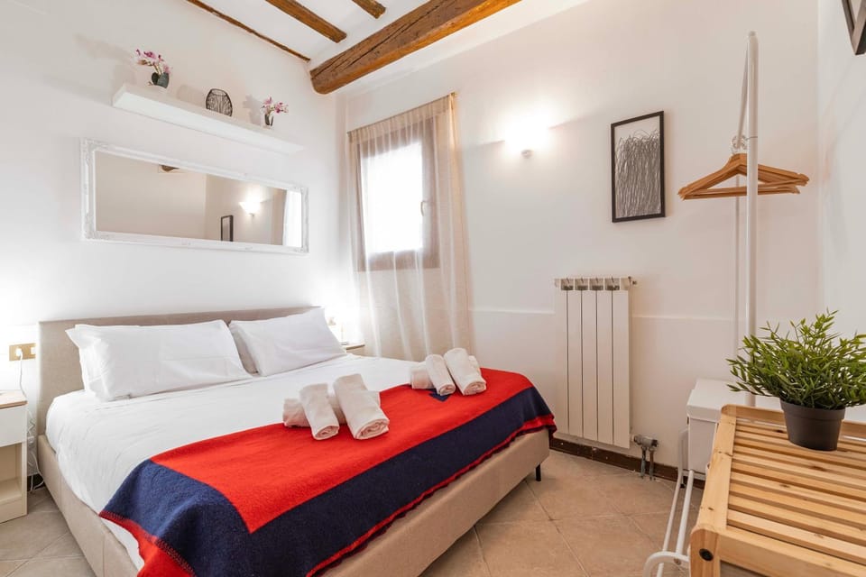 Bed, Bedroom, towels, wardrobe