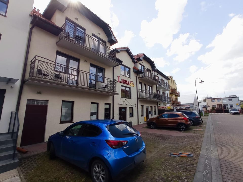 Property building, Location