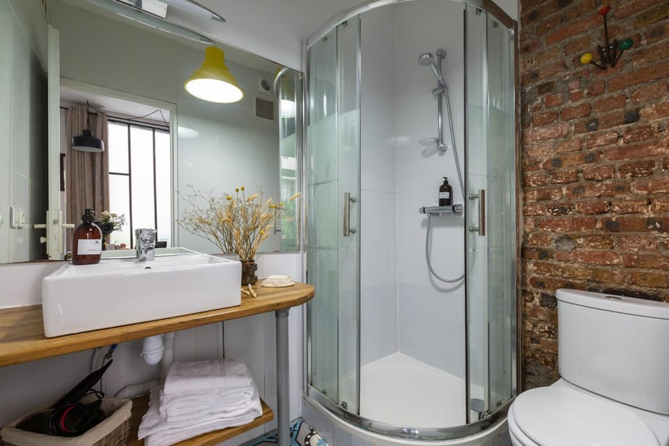 Artisan Lofts near Marais Apartment in Paris