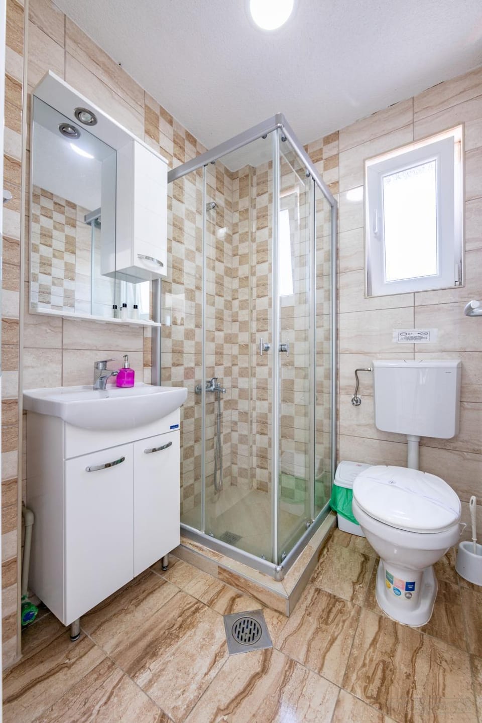 Villa Tesla Apartment in Municipality of Ohrid, North Macedonia