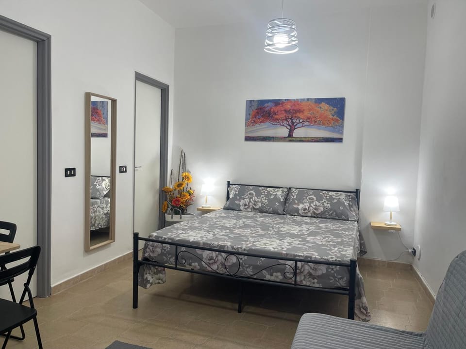 Bed, Photo of the whole room