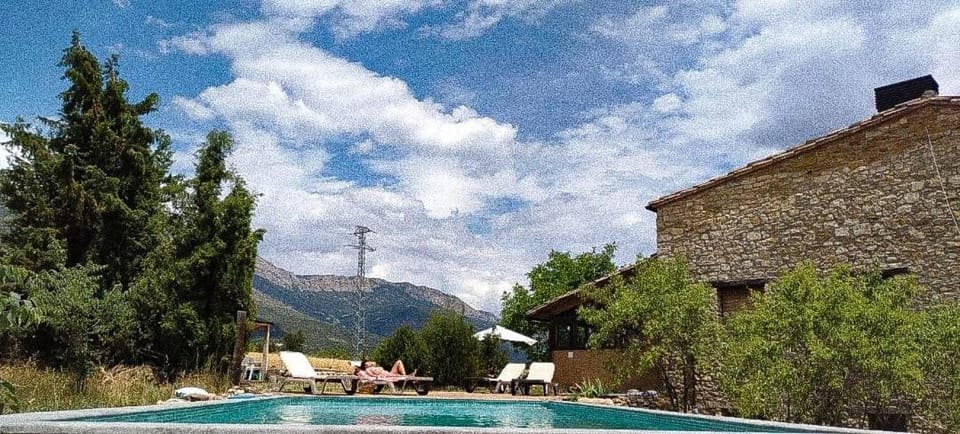 Swimming pool, Swimming pool