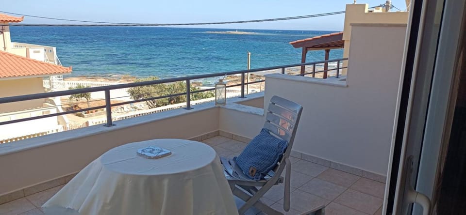 Balcony/Terrace, Balcony/Terrace, Location
