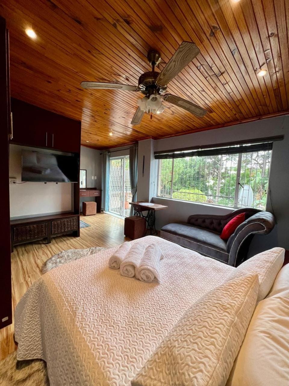 SharronDeez Vacation rental in Cape Town