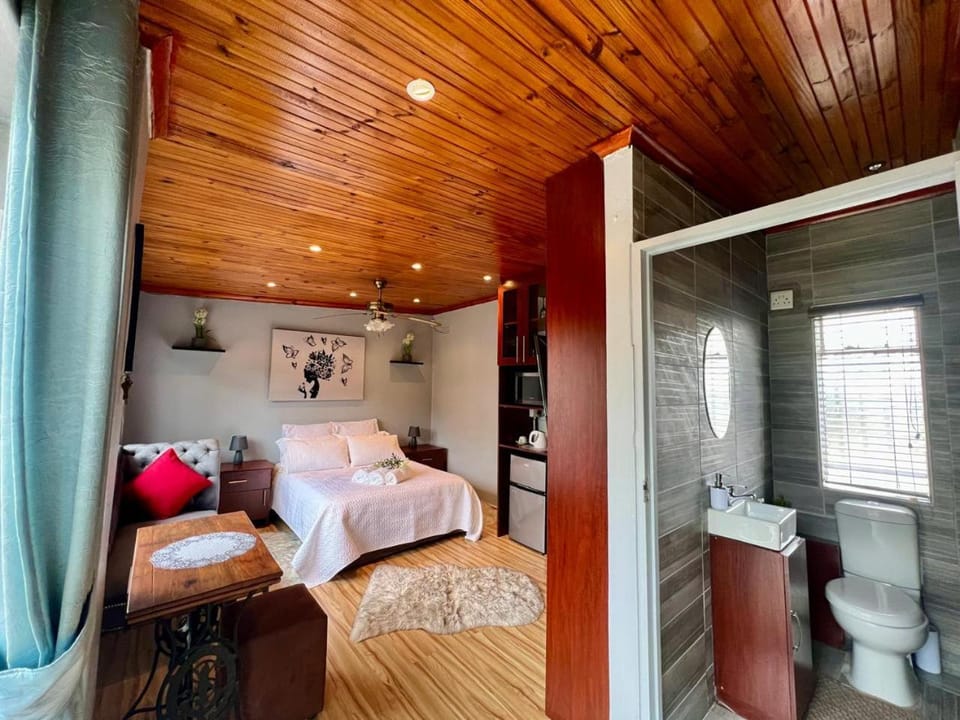 SharronDeez Vacation rental in Cape Town