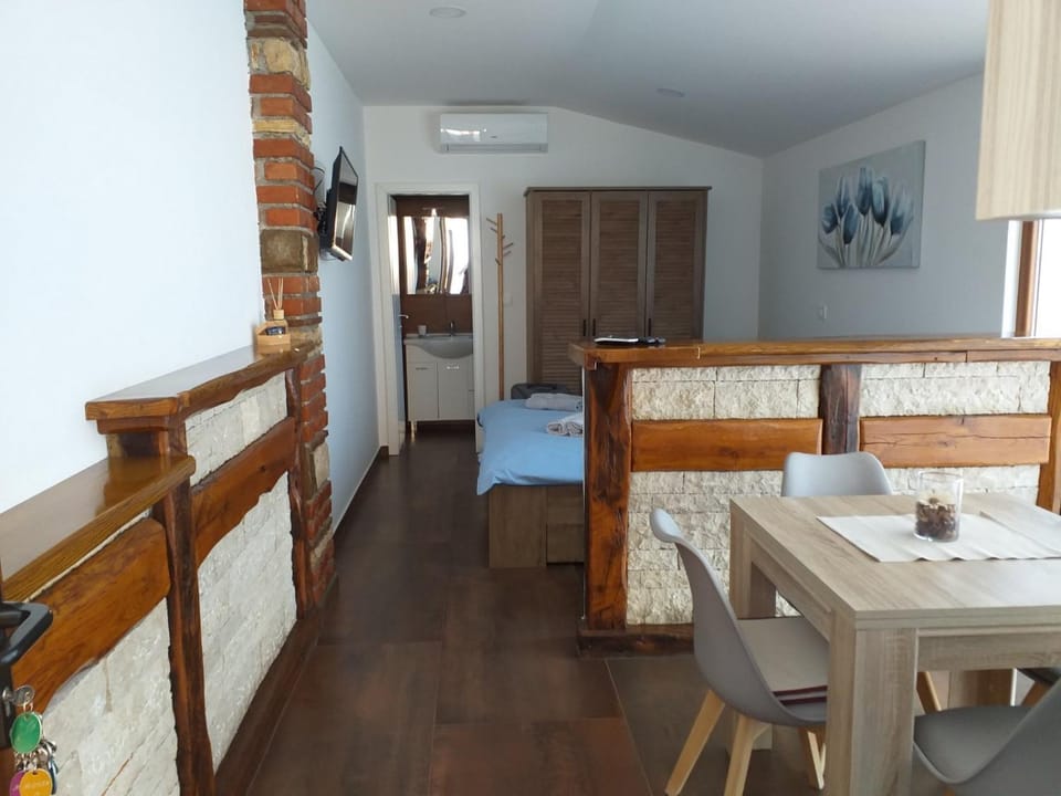 Monte studio app 4 Apartment in Istria County