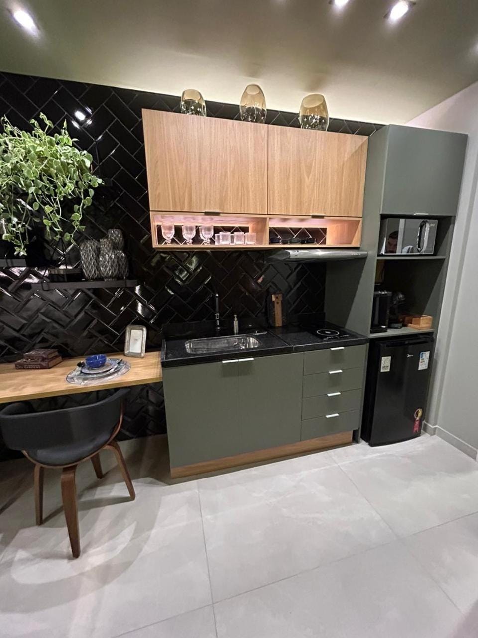 Kitchen or kitchenette